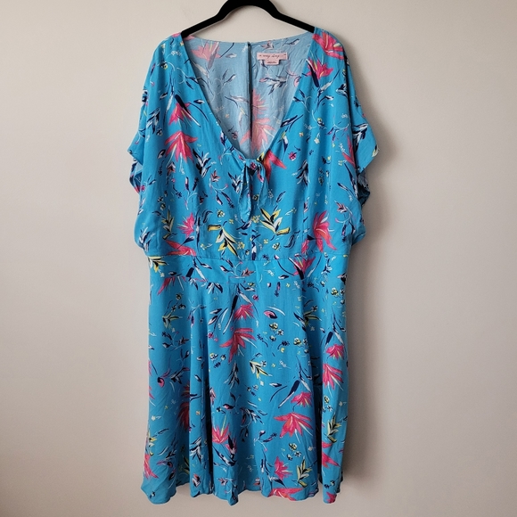 In Every Story Tropical Blue Floral Midi Dress size 2X - Picture 2 of 13